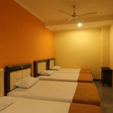 Ct1 Bali Bed & Breakfast Кута Екстериор снимка