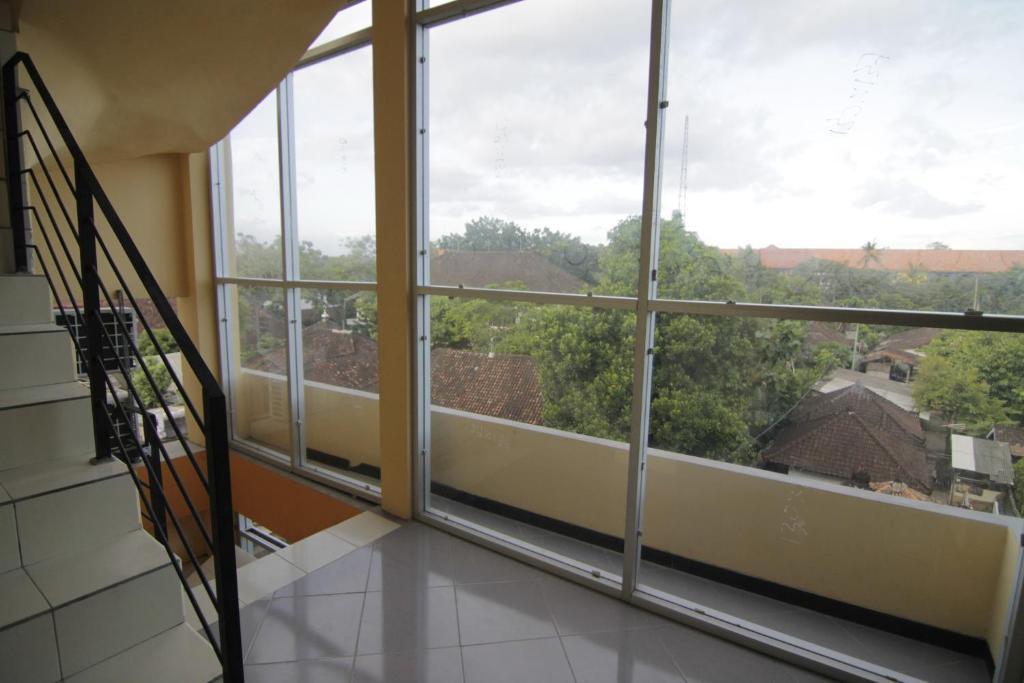 Ct1 Bali Bed & Breakfast Кута Екстериор снимка