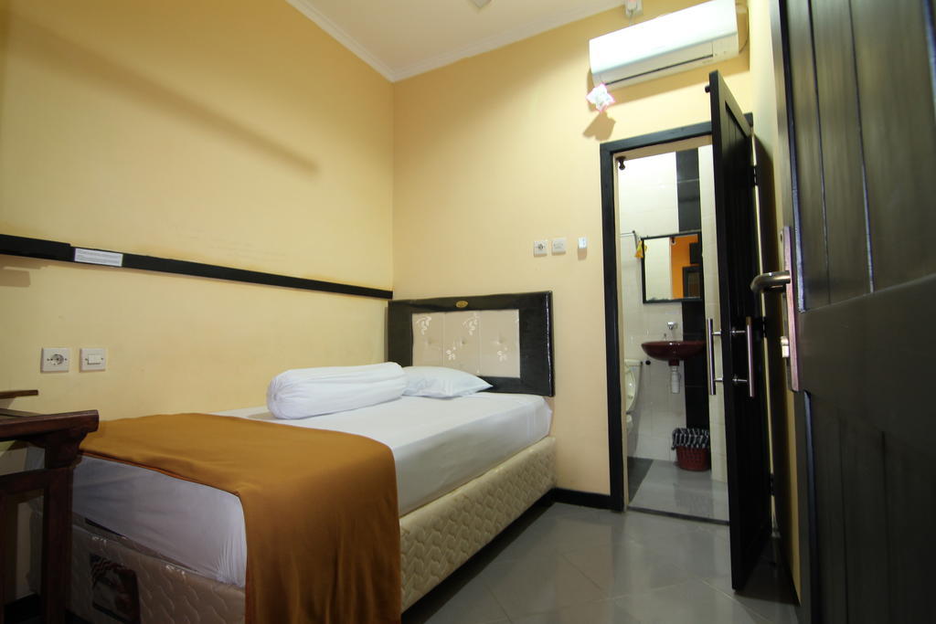 Ct1 Bali Bed & Breakfast Кута Стая снимка